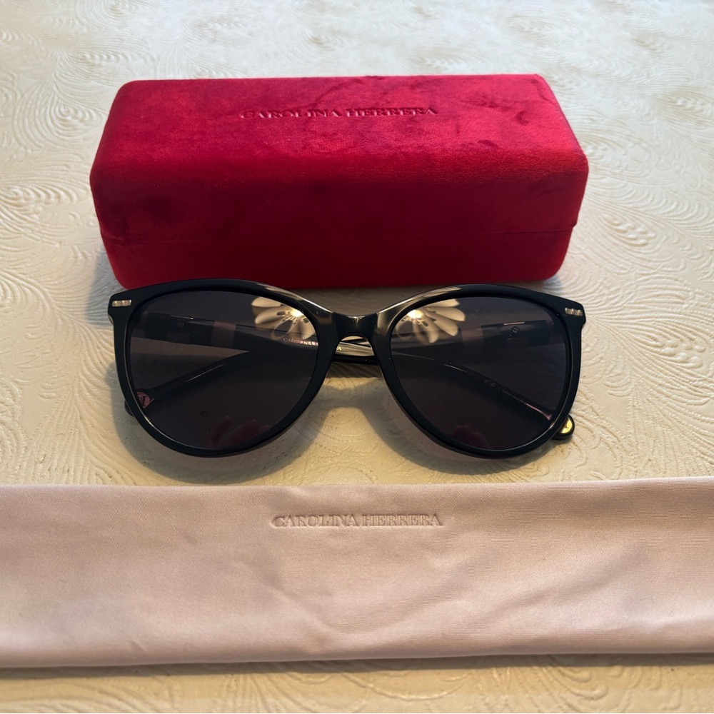 Carolina Herrera Black Nude Cat Eye Sunglasses